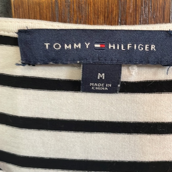 Tommy Hilfiger dress with lace accents on sleeves and bottom! NWOT - Picture 2 of 6